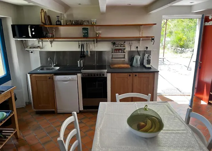 Holiday home Authentique Cabanon Provencal *